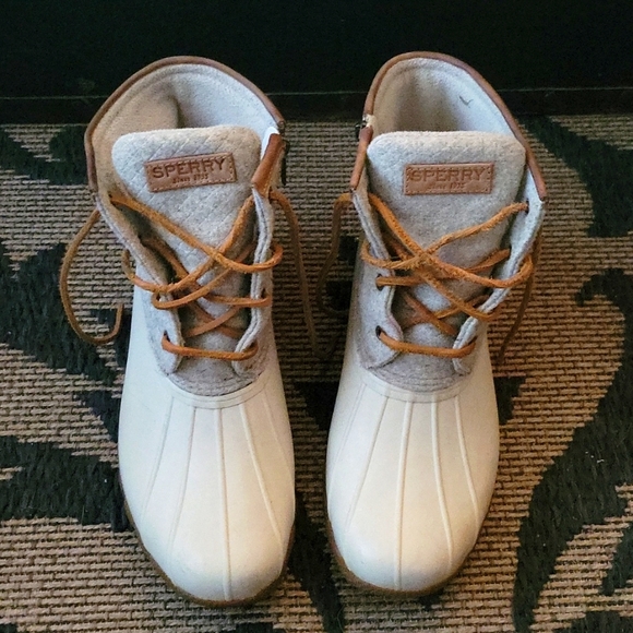 Sperry duck boots 👢 - Picture 8 of 13